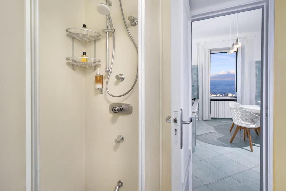 Sorrentovibes - Seaview Home On The Beach & Amazing Views Terrace エクステリア 写真